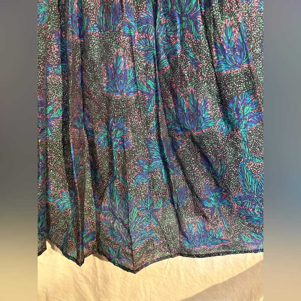 Vibrant Floral Print maxi dress with open back - Teal, Purple, Pink - Picture 4 of 6